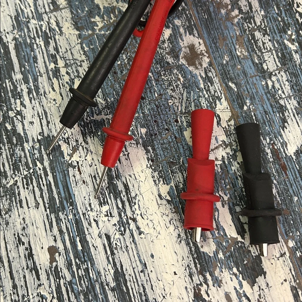 Fluke 87V True RMS Multimeter - Picture 6 of 6